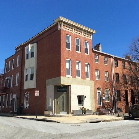 Inn At 2920 Baltimore Exterior foto