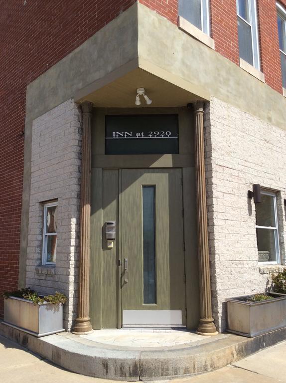 Inn At 2920 Baltimore Exterior foto